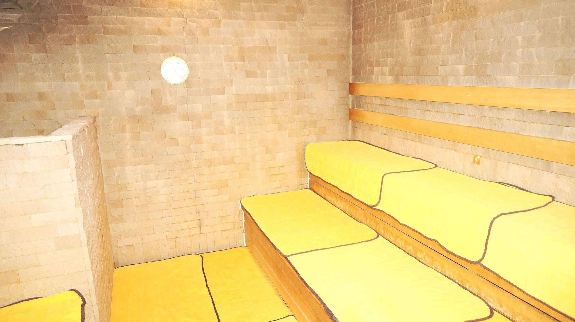 New Central Hotel Tokyo Esterno foto